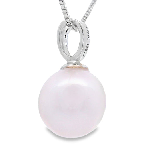 Colgantes de moda de oro blanco de 10 qt con perla de .01 ct y diamante