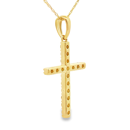 Colgante Religioso de Cruz con Diamantes de .45ct en Oro Amarillo de 14KT