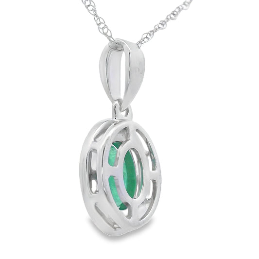 Colgantes de moda con diamante esmeralda de .46ct, oro blanco de 10K