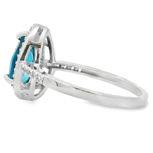 Anillo de topacio azul de Londres y zafiro creado en plata de ley