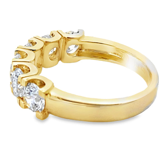 Anillo de boda con diamante de laboratorio cultivado en oro amarillo de 10 kt