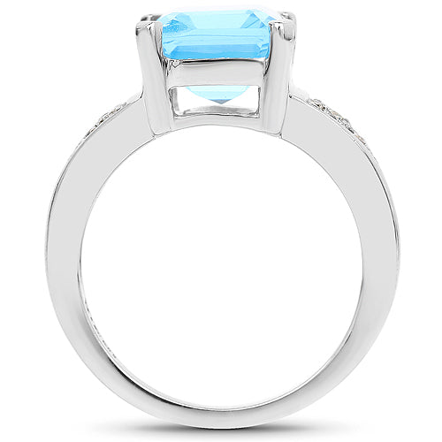Anillo de plata de ley .925 con topacio azul suizo auténtico de 5,75 quilates y topacio blanco