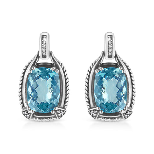 Pendientes colgantes de plata de ley .925 con gema de topacio azul de talla cojín de 14x10 mm y acento de diamante (color I-J, claridad I1-I2)