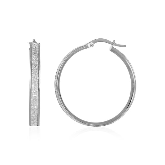 Pendientes de aro de oro blanco de 14 quilates con diseño de brillo central