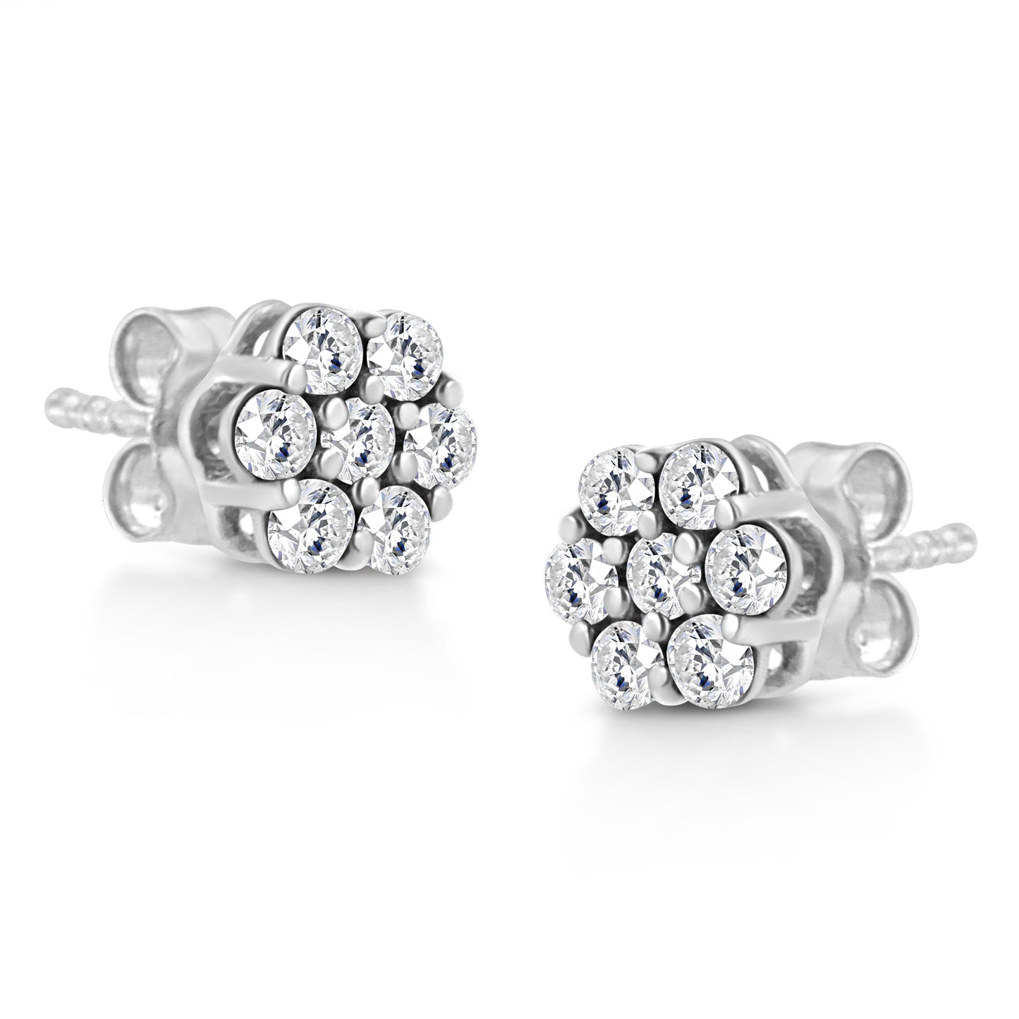 Pendientes de botón de oro blanco de 14 quilates con flores de diamantes de talla redonda engastados con garras de 1/2 quilate (color H-I, claridad I1-I2)
