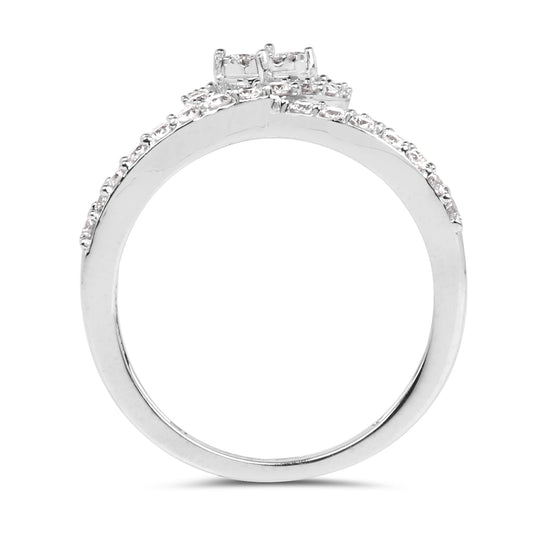 Anillo de oro blanco de 14K con diamante blanco genuino de 0,54 quilates (color G-H, claridad SI1-SI2)