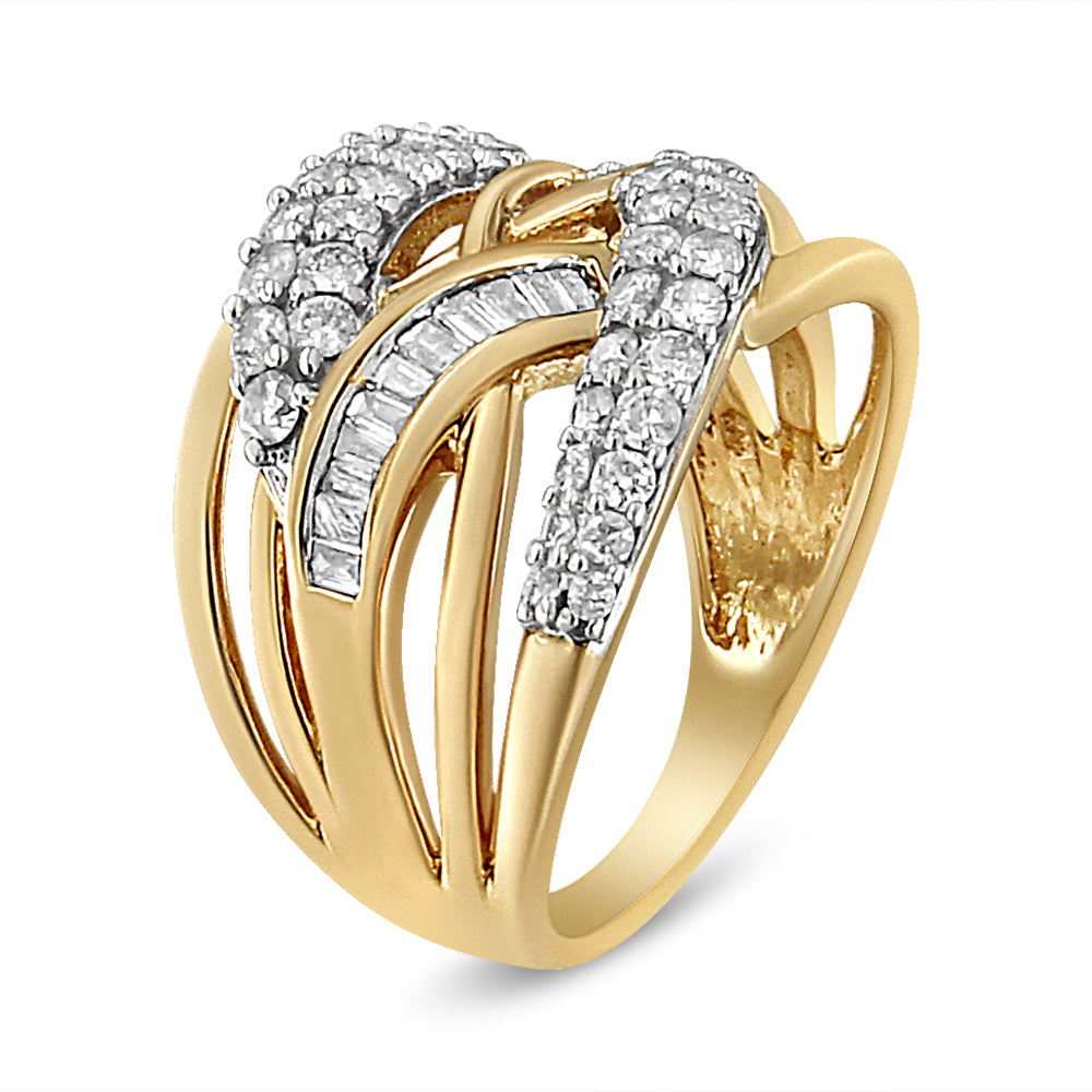 Anillo de cóctel entrelazado de oro amarillo y blanco de 10K con diamantes redondos y talla baguette de 1.0 quilates (Color I-J, Claridad I2-I3) - Talla 7