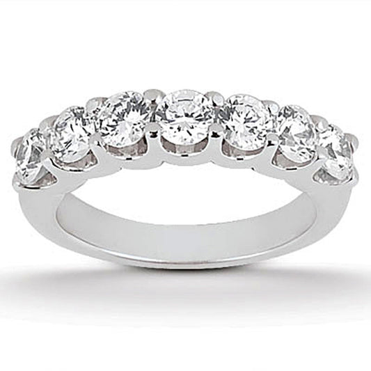 Anillo de boda de oro blanco de 14k con diamantes y engaste compartido en forma de U festoneado