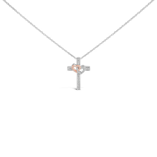 Collar con colgante de cruz y corazón de plata esterlina chapada en oro rosa de 14K con diamante de 1/10 quilates