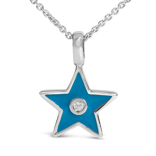 Collar con colgante de estrella de plata de ley con esmalte azul y acento de diamante