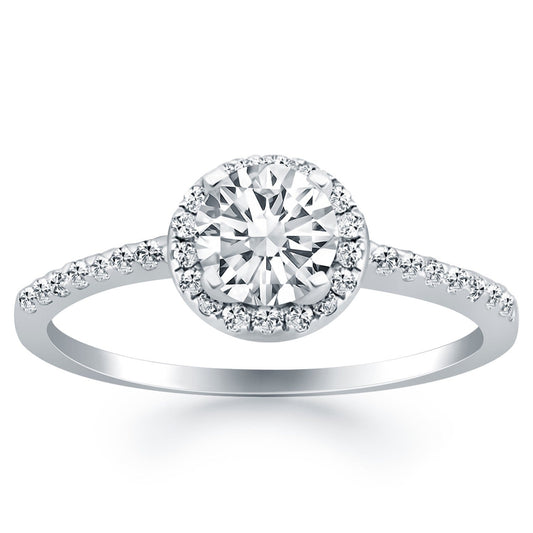 Anillo de compromiso con halo de diamantes en oro blanco de 14k
