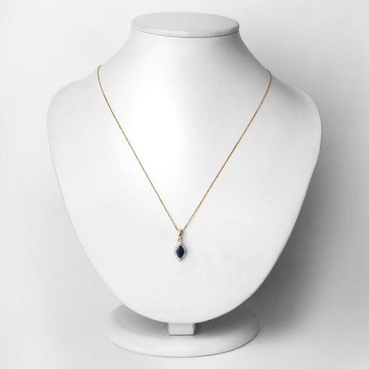 Colgante de oro amarillo de 14K con zafiro azul genuino de 0.92 quilates y diamantes blancos