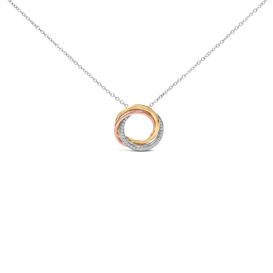 Collar con colgante de círculos entrelazados de diamantes de 1/5 CTTW en plata de ley tricolor