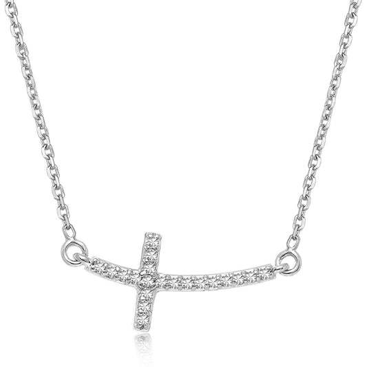 Collar de oro blanco de 14k con cruz curva y diamantes incrustados (0,11 quilates en total)
