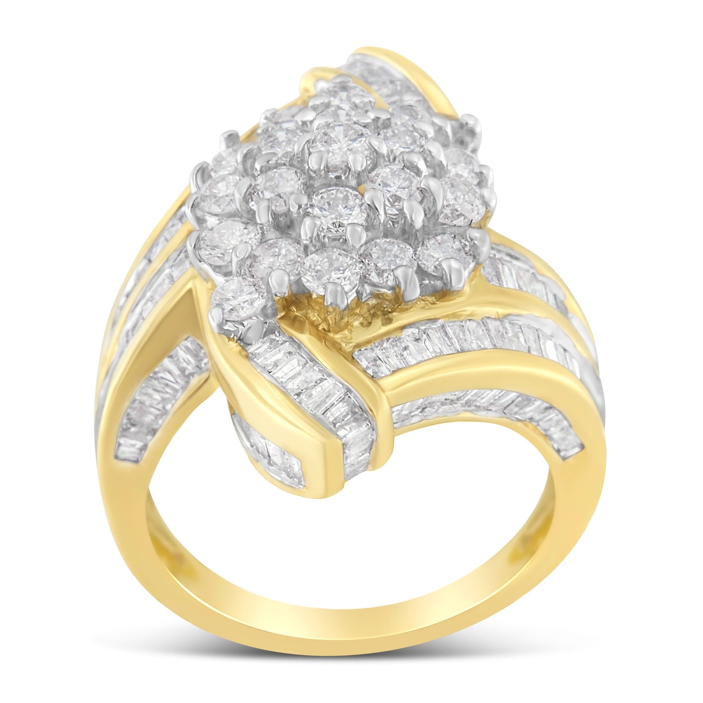 Anillo de oro amarillo de 10 qt con diamantes redondos y baguette en racimo cruzado (3 qt en total, color I-J, claridad I1-I2) - Talla 7-1/2