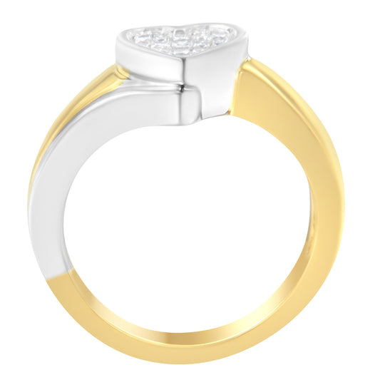 Anillo de promesa de corazón de oro de dos tonos de 14K con diamante de talla princesa (1/4 quilates en total, color H-I, claridad I1-I2) - Talla 6