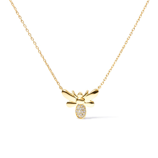 Colgante de abeja acentuado con diamantes de oro amarillo de 10 quilates, collar de 18 pulgadas (color H-I, claridad I1-I2)