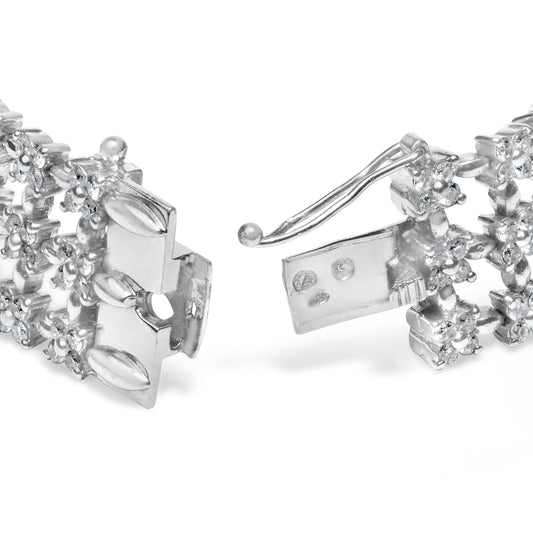 Brazalete de eslabones florales de tres filas de oro blanco de 18 quilates con diamantes de 7 1/2 quilates en total (color G-H, claridad VS1-VS2) - 7 pulgadas