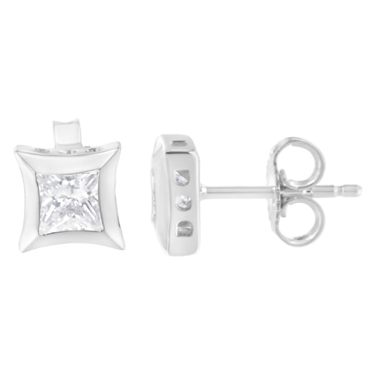 Pendientes de tuerca de oro blanco de 10K con diamantes de talla princesa de 1/2 quilate engarzados invisibles (color H-I, claridad SI2-I1)
