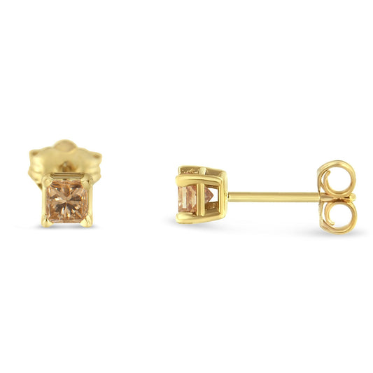 Pendientes de oro amarillo de 14 quilates con diamantes cuadrados de talla princesa de 3/8 quilates con certificación IGI y montura de 4 puntas (color L-M, claridad I1-I2)