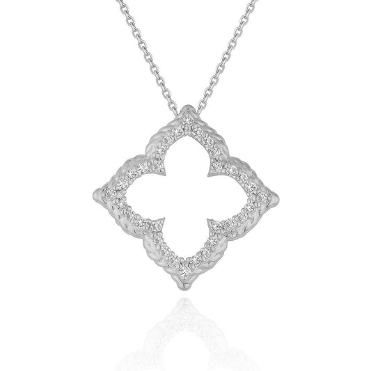 Colgante de oro blanco de 14 quilates con flor calada de diamantes (1/3 quilates en total)