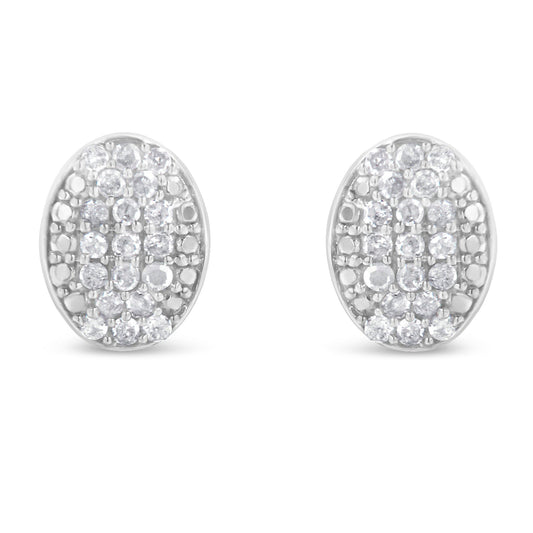 Pendientes de racimo ovalados con diamantes redondos de plata de ley (1/2 cttw, color I-J, claridad I2-I3)