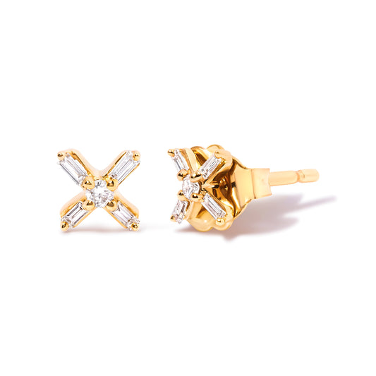 Pendientes de tuerca de oro amarillo de 10 quilates con diamantes redondos y de talla baguette de 1/10 Cttw en forma de X (color H-I, claridad I1-I2)