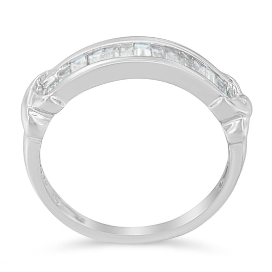 Anillo de boda de plata de ley .925 con diamantes talla baguette de 1/2 ct en engaste de canal en forma de X (color H-I, claridad I1-I2) - Talla 6-1/2