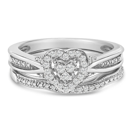 Juego nupcial con motivo de corazón de plata de ley con diamantes de 1/5 quilates