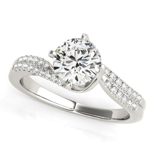 Anillo de compromiso de oro blanco de 14 quilates con diseño de espiral y diamantes en puntas (1 1/8 quilates en total)