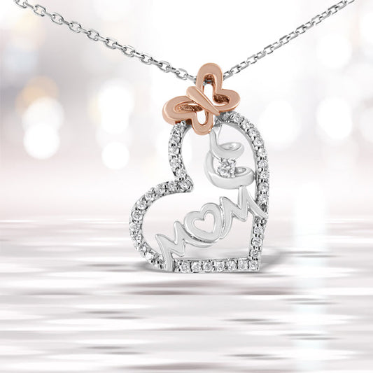 Collar con colgante de "Mamá" y corazón de diamante de 1/5 cttw de plata de ley .925 de dos tonos (H-I, I1-I2)