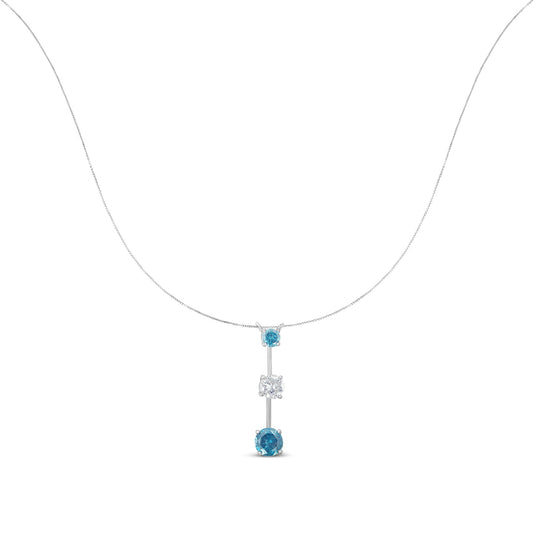 Colgante de oro blanco de 14 quilates con diamantes blancos y azules tratados de 1,5 quilates (H-I, I1-I2)