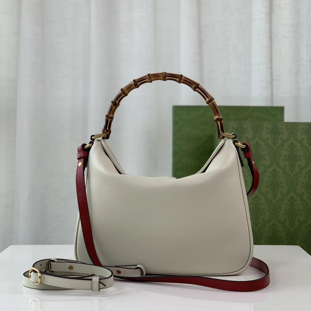 Luxury Super Large Travel Bag for Women | Sophisticated Italian Genuine Cowhide Fitness Bag | Elegant Retro Designer Travel Tote | Fashion-Forward Genuine Leather Business & Weekend Saddle Bag Luxegan