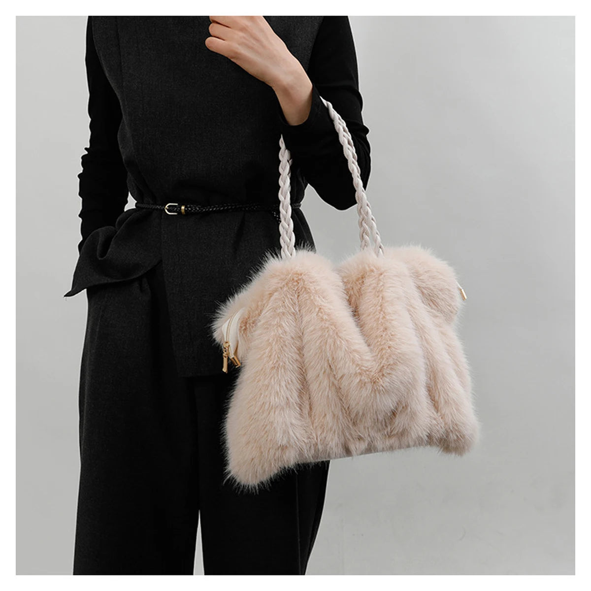 Plush Large Capacity Tote Bag | Pleated Fox Fur Shoulder & Crossbody Bag Luxegan