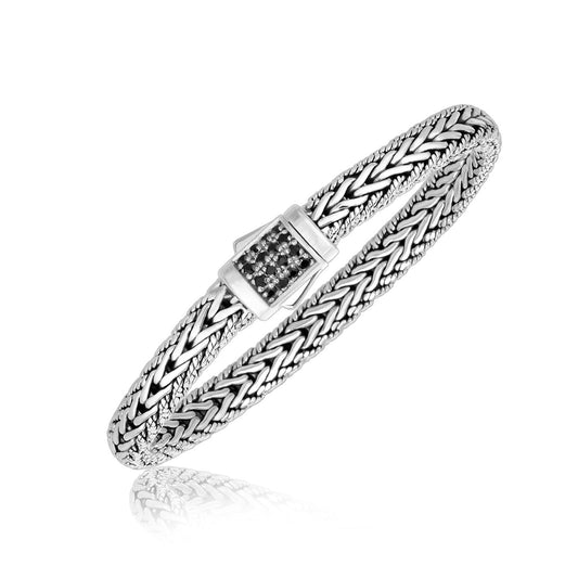 Pulsera de hombre de plata de ley estilo trenzado con detalles de zafiro negro