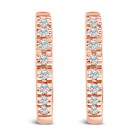 Aretes de aro Huggie de oro rosa de 14 quilates con diamantes de 1/5 CTW
