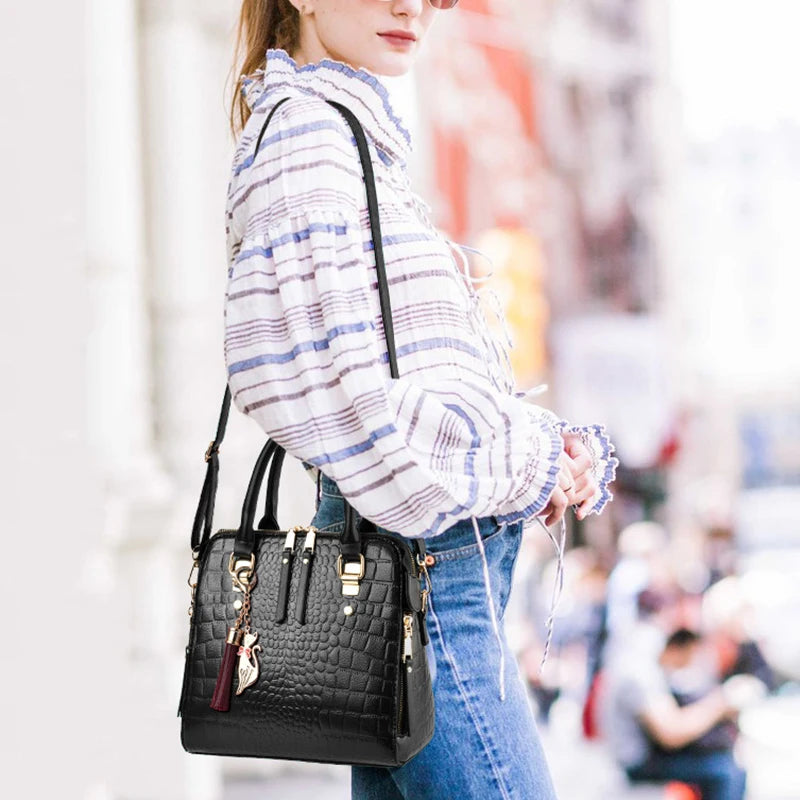 Luxury Crocodile Pattern Handbag for Women | Winter New PU Leather Tassel Shoulder Bag (Brands Design Handle Bag, Lady Purse) Luxegan