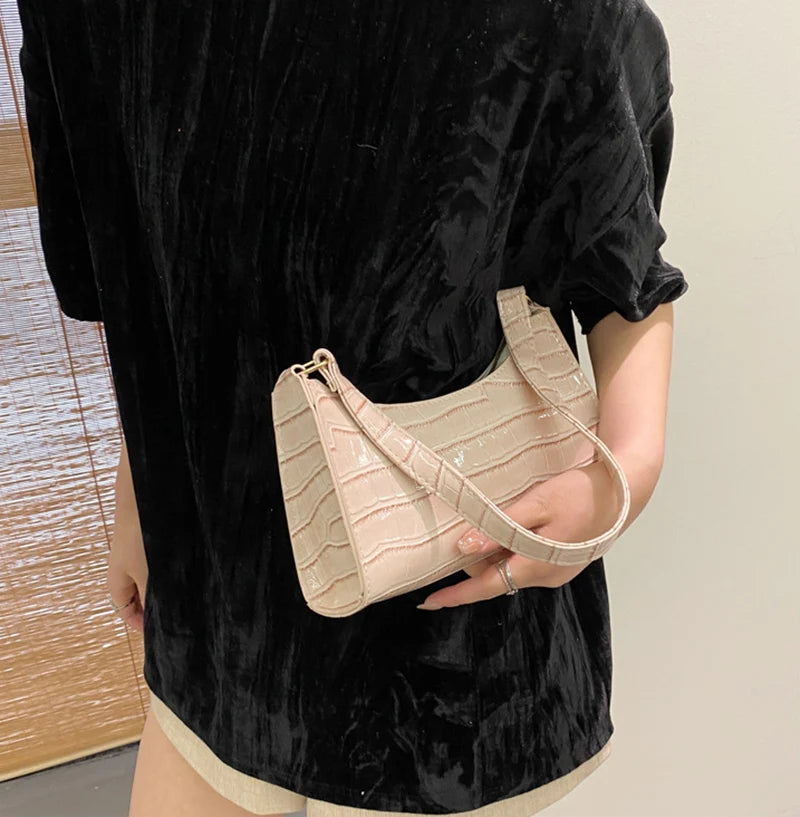 Fashion PU Leather Bags for Women | Alligator Pattern Armpit Handbag & Female Small Underarm Messenger Bag Luxegan