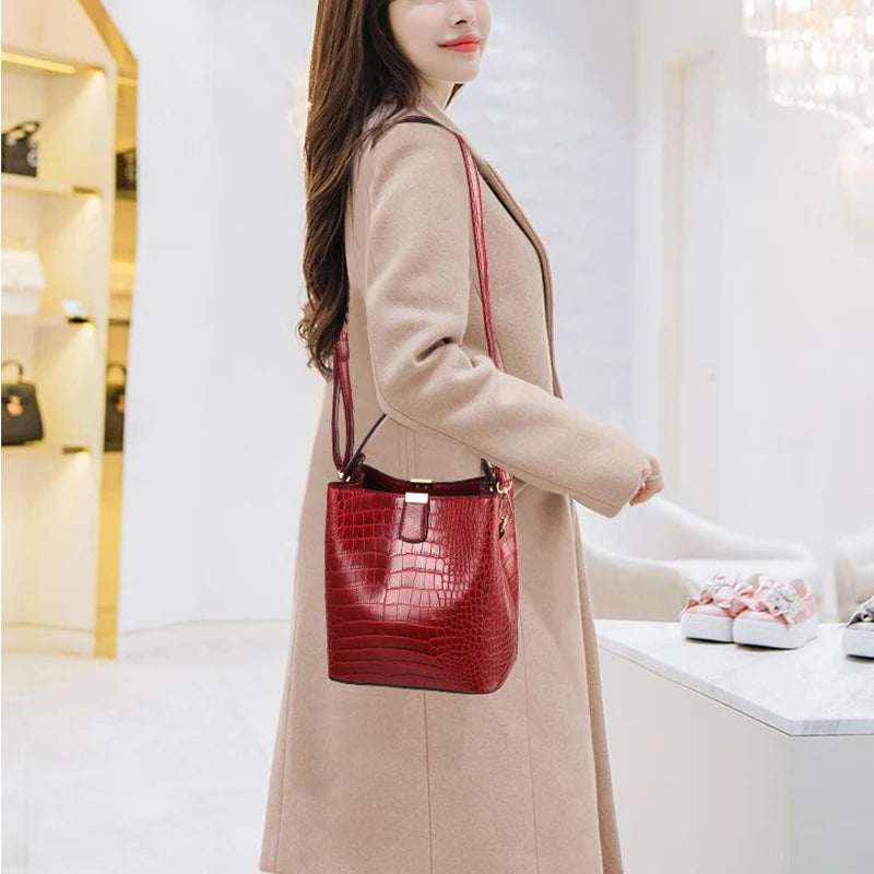 Crocodile Pattern Bucket Shoulder Bag | Large Capacity Handbag & Crossbody Purse Luxegan