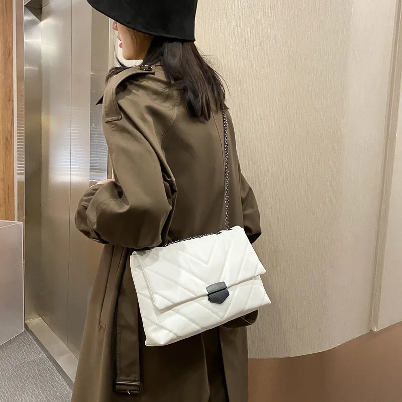 Luxury Chains Shoulder Bag for Women | PU Leather Armpit Bag & Fashion Messenger (Small Flap Crossbody Bag, Lady Shopping Pouch) Luxegan