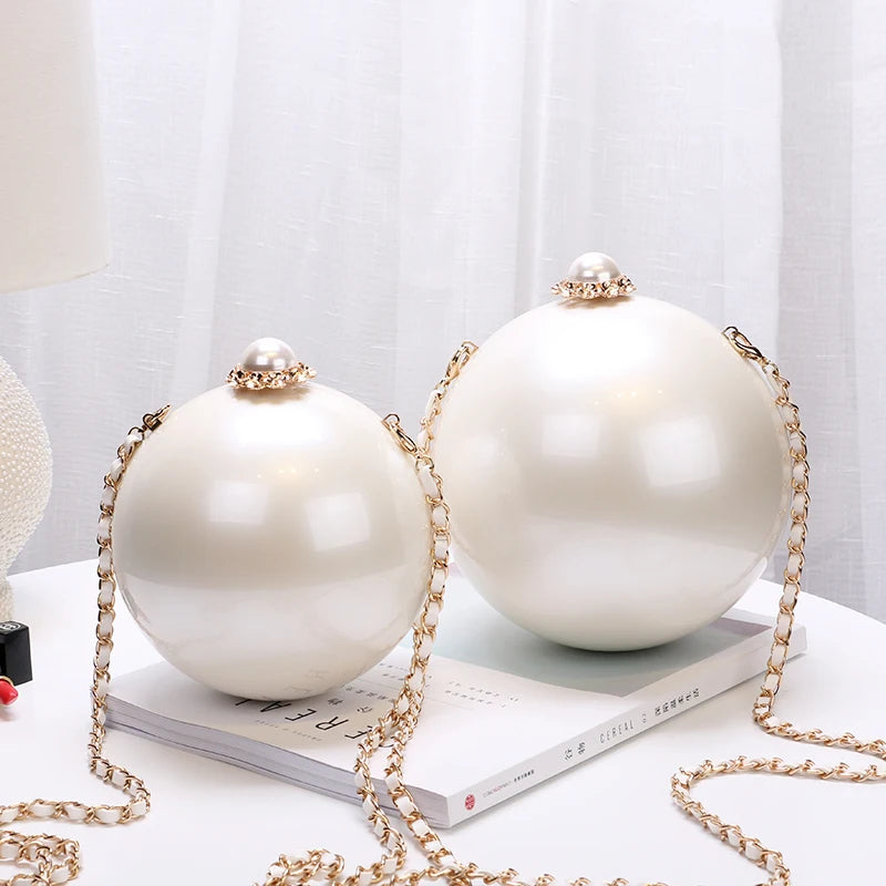Luxury Round Pearl Handbag for Ladies | Elegant White Evening Clutch Bag | Designer Circular Catwalk Messenger | Chic PVC Beach & Party Shoulder Bag (Model 062) Luxegan