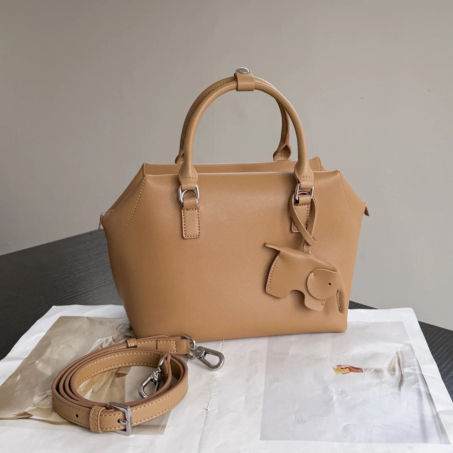 High-Quality Genuine Leather Fashion Designer Handbag | Retro Bowling Shoulder Bag | Large Capacity Customizable Crossbody Bag | Waterproof All-Season Women's Tote Luxegan