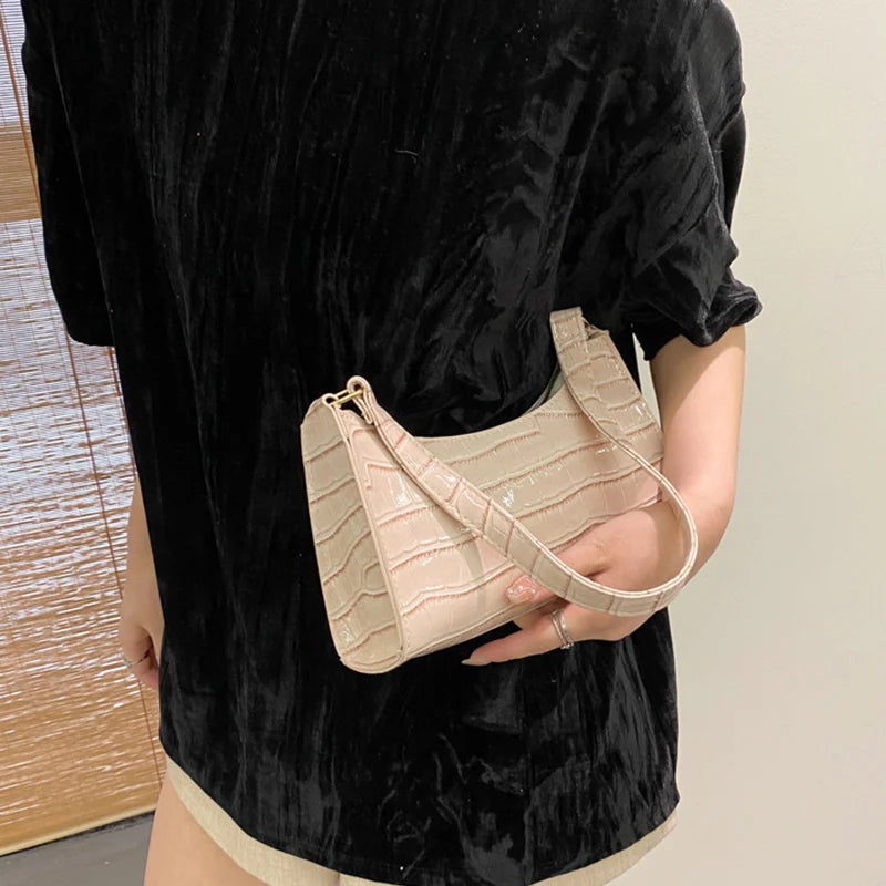 Fashion PU Leather Bags for Women | Alligator Pattern Armpit Handbag & Female Small Underarm Messenger Bag Luxegan