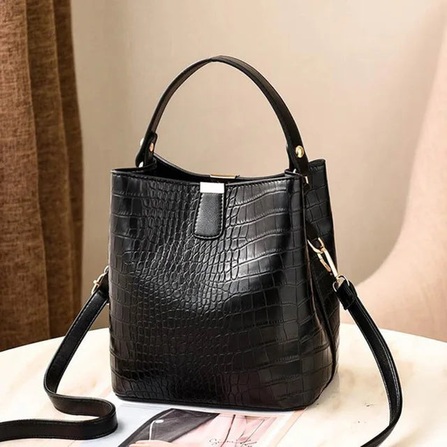 Retro Alligator Bucket Handbag for Women | Sophisticated Crocodile Pattern Large Capacity Crossbody | Elegant