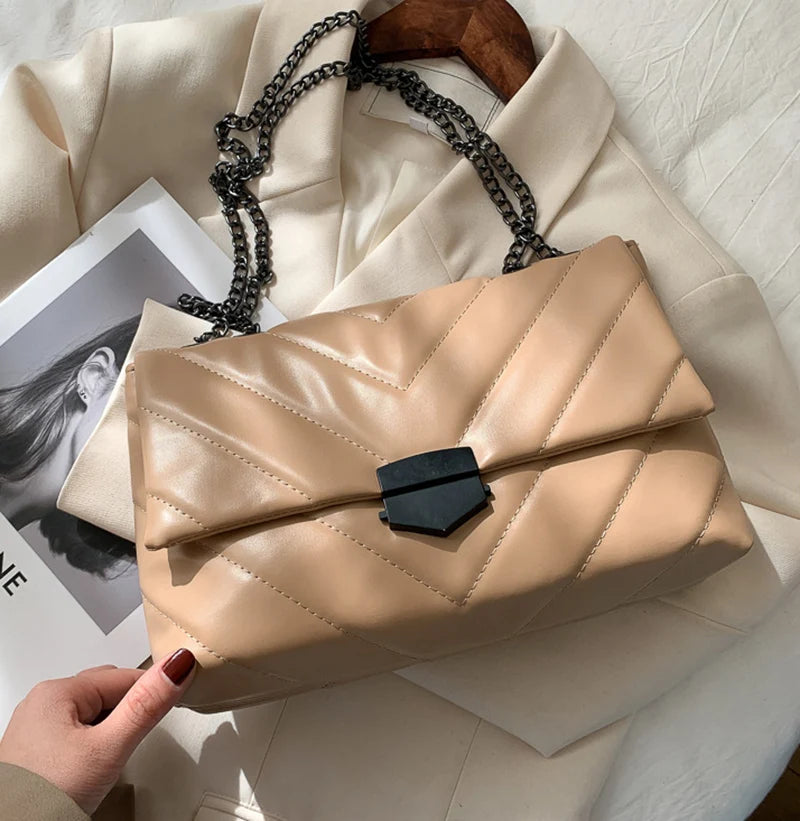 Luxury Chains Shoulder Bag For Women | PU Leather Flap Armpit Bag | Simple Crossbody Bag Designer Messenger Bag Lady Handbag (Bolso) Luxegan