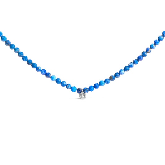 Collar de plata de ley con incrustaciones de lapislázuli azul y acentos de diamante