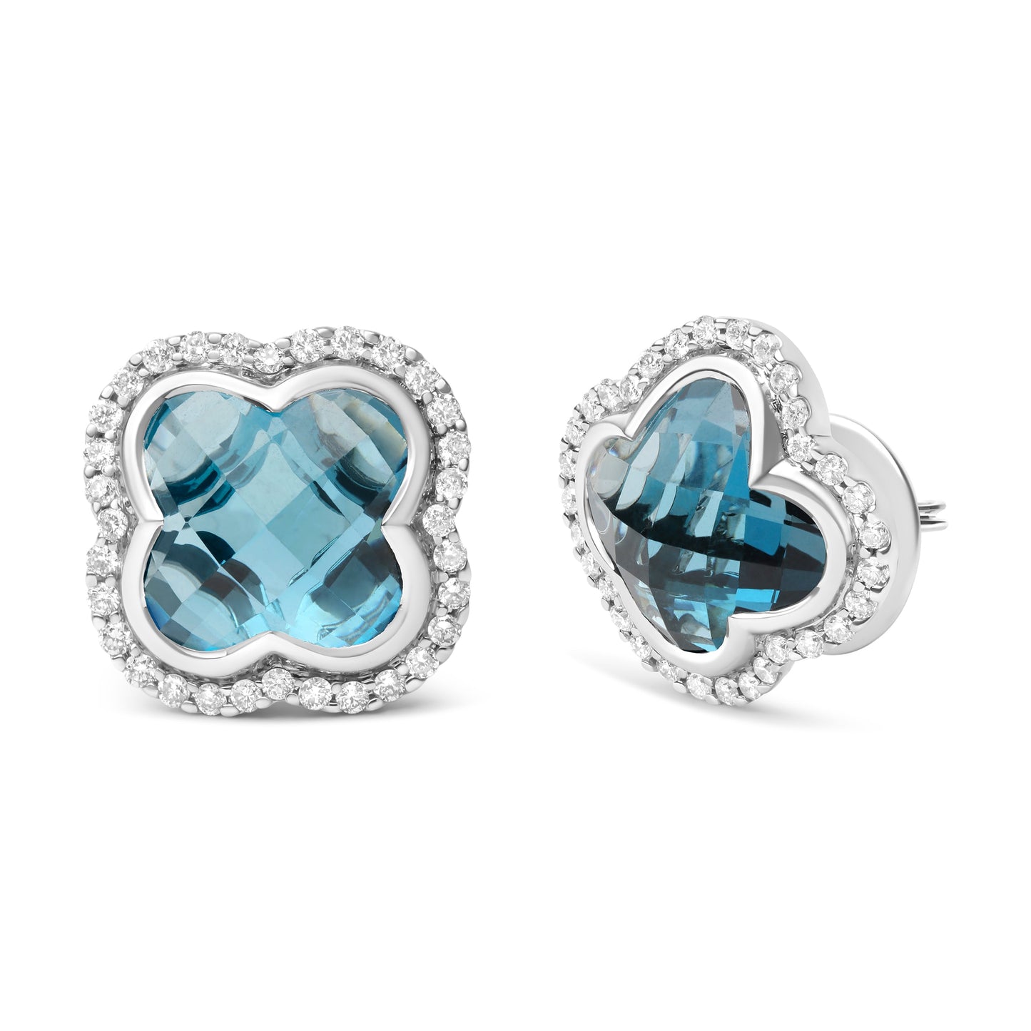 Pendientes de botón con halo de trébol de oro blanco de 18 quilates con diamante de 3/8 quilates y topacio azul Londres talla trébol de 11x11 mm (color G-H, claridad SI1-SI2)