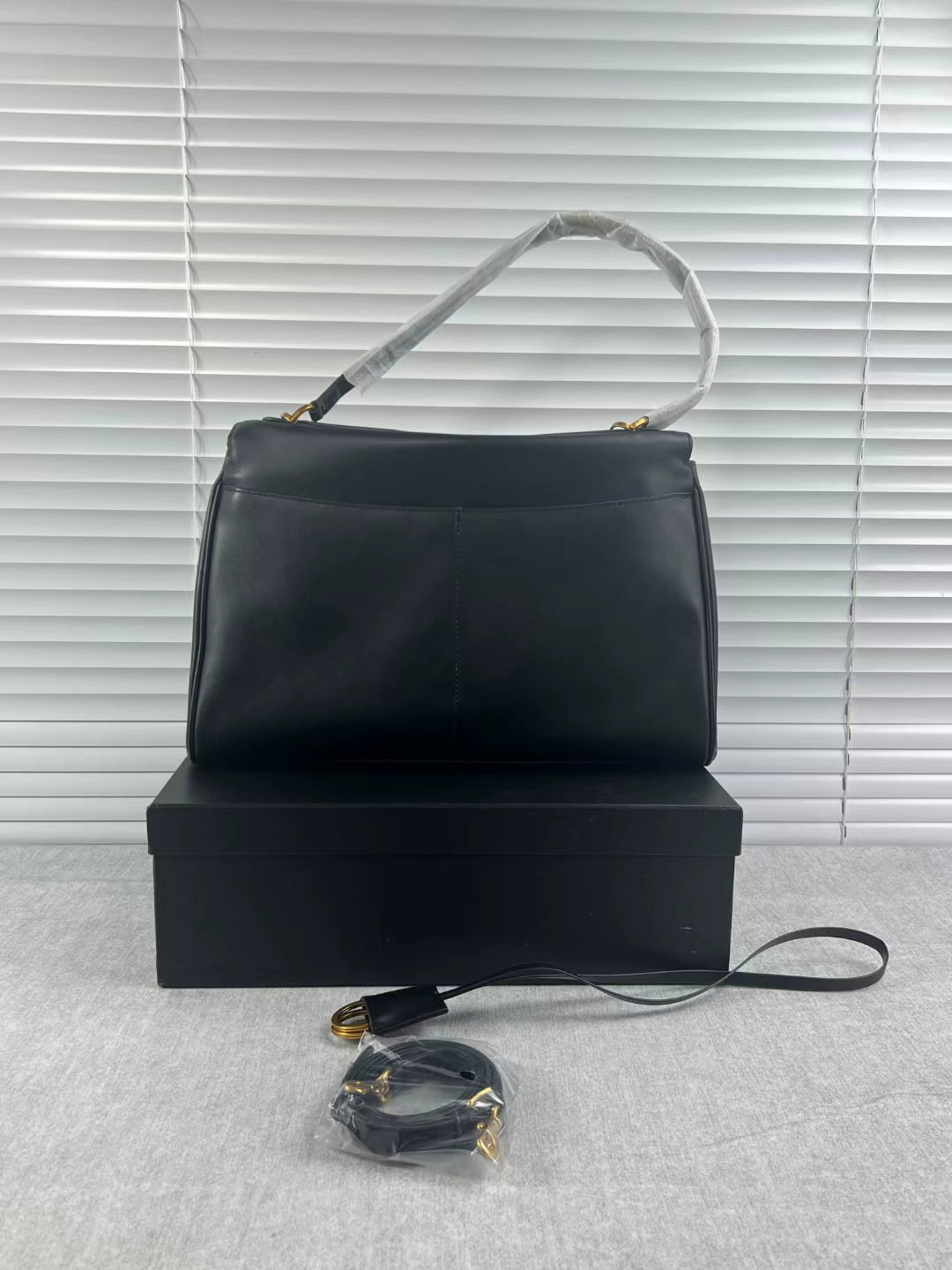 Rodeo Smooth Calfskin Tote Bag | Medium Horizontal Square Crossbody Satchel | Lazy Style Pure Color Leather Handbag Luxegan