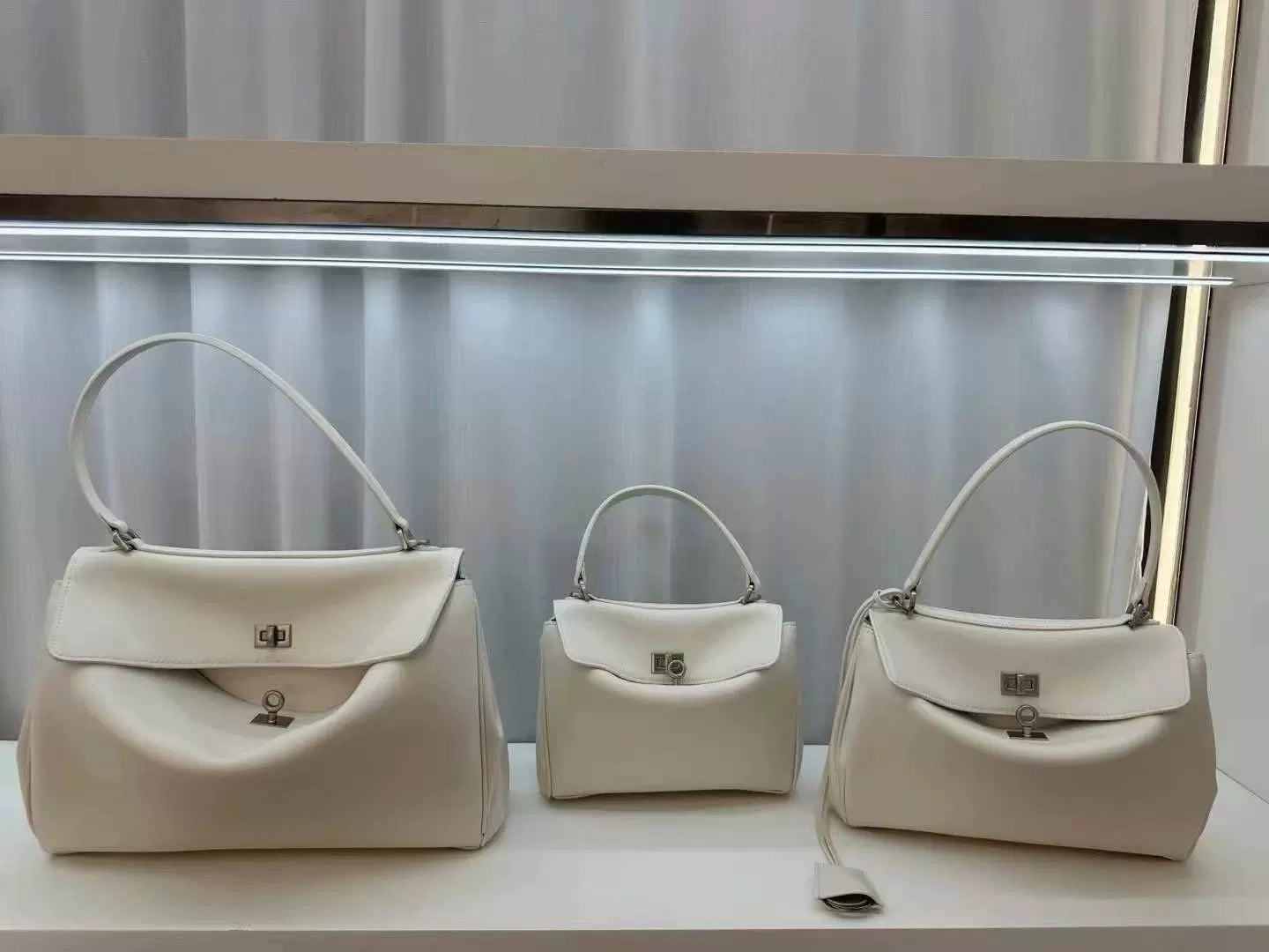 New Arrival B Home Rodeobag Large Capacity Kelly Tote | Genuine Cowhide Leather Soft Shoulder Messenger Bag with Lock Luxegan