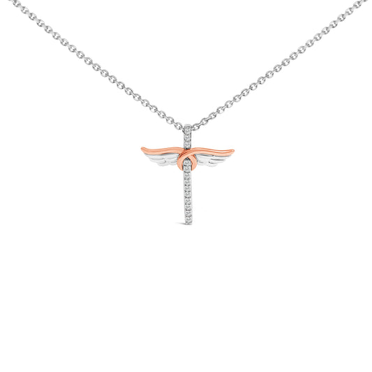 Collar con colgante de cruz alada de plata de ley chapada en oro rosa de 14 quilates con diamantes de 1/5 Cttw